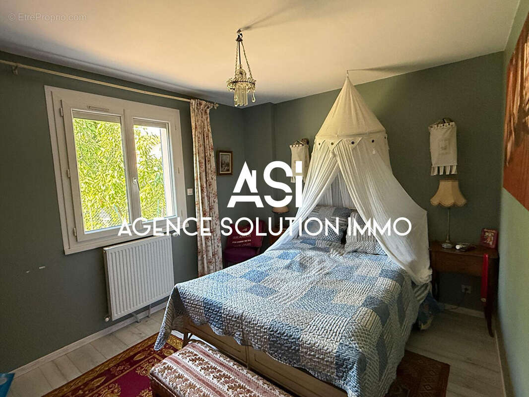 Maison à MONTELIMAR