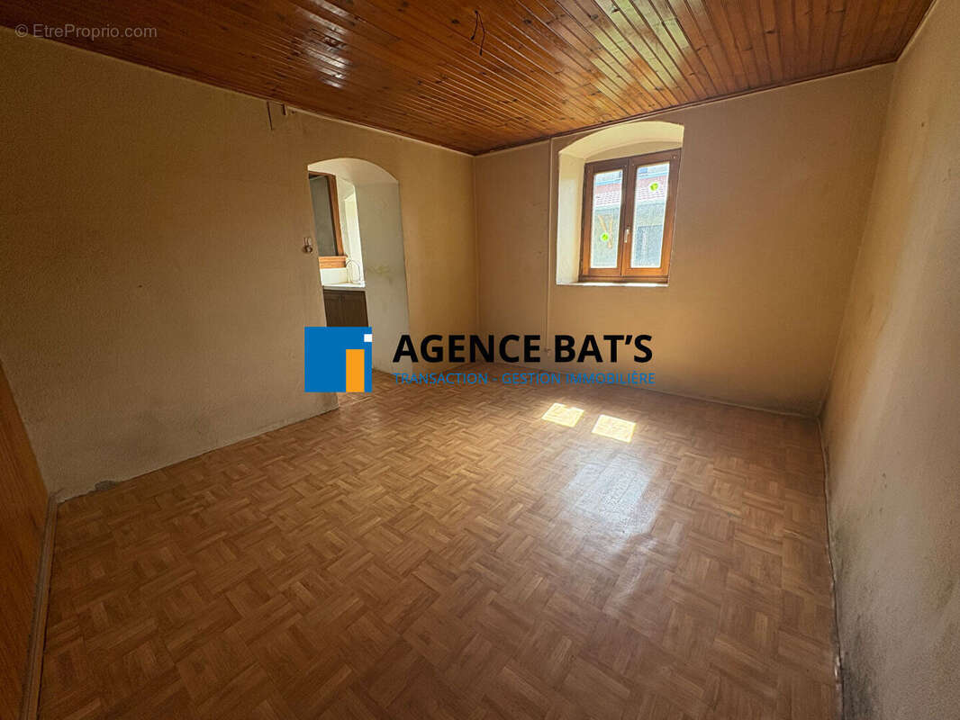 Photo 5 - Maison à SAINT-ROMAIN-LACHALM