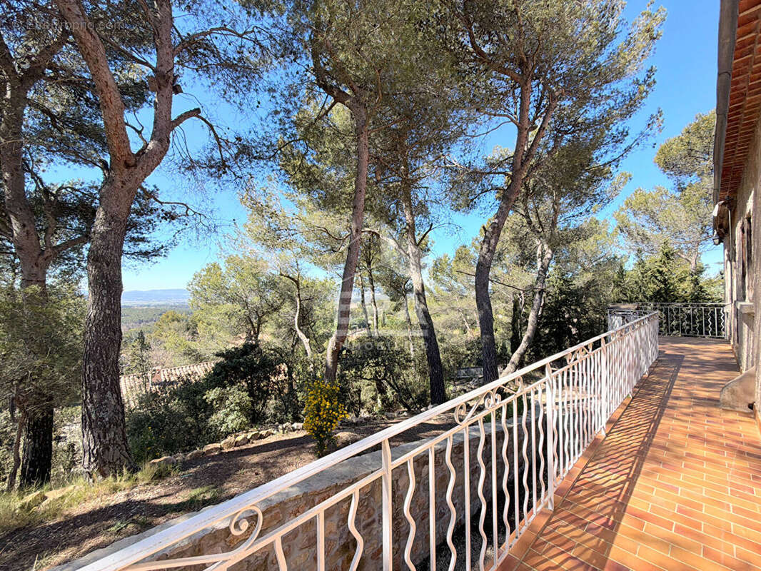 Maison à LA BASTIDONNE