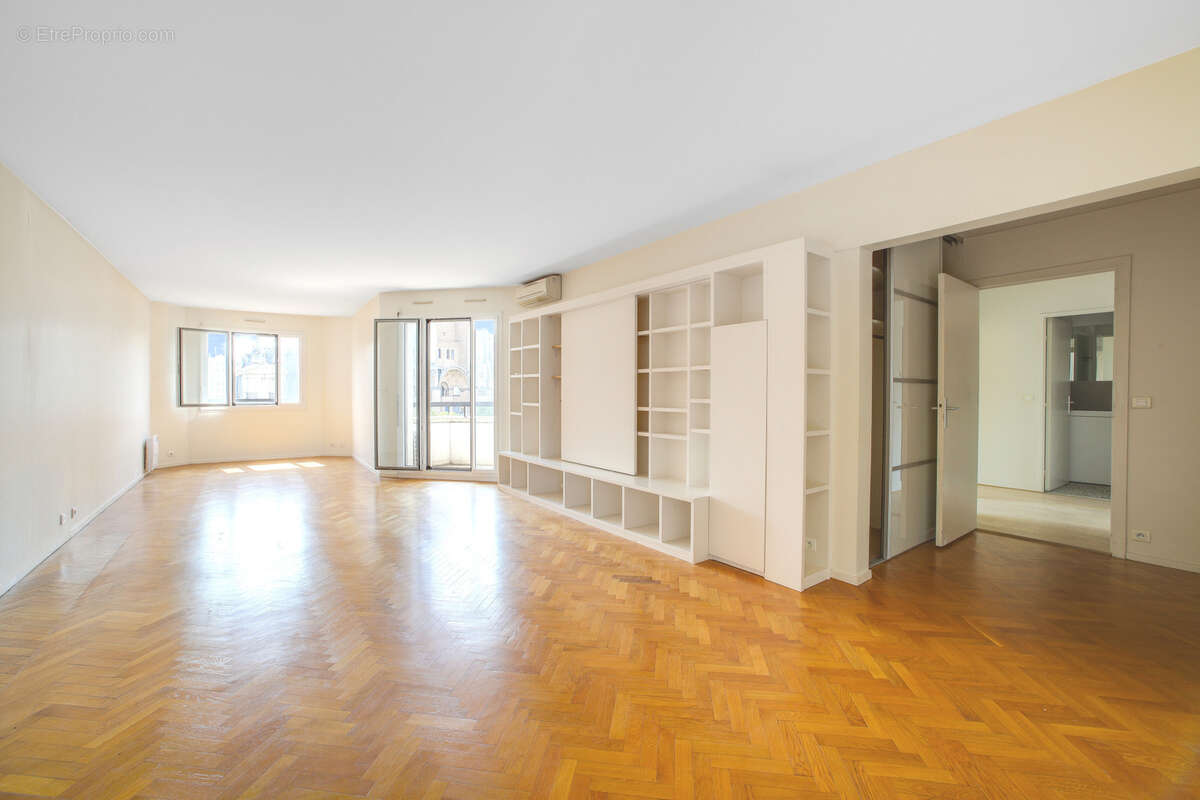 Appartement à PARIS-12E