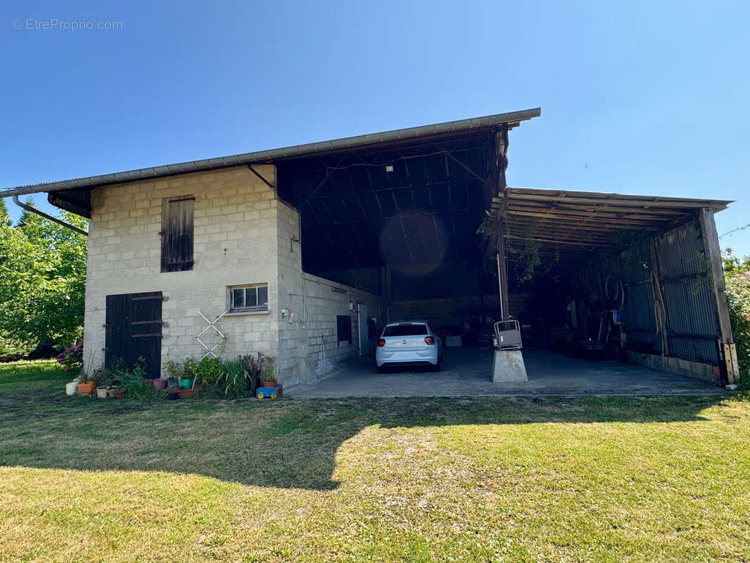 Maison à DOUVILLE-EN-AUGE