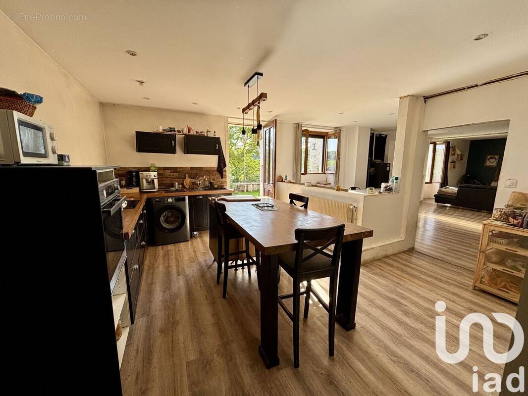 Photo 1 - Maison à SAINT-PARDOUX-LA-RIVIERE