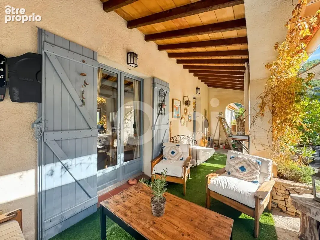 COUP DE COEUR – Maison familiale de 200 m² avec piscine, vue panoramique et T2 indépendant - photo 21