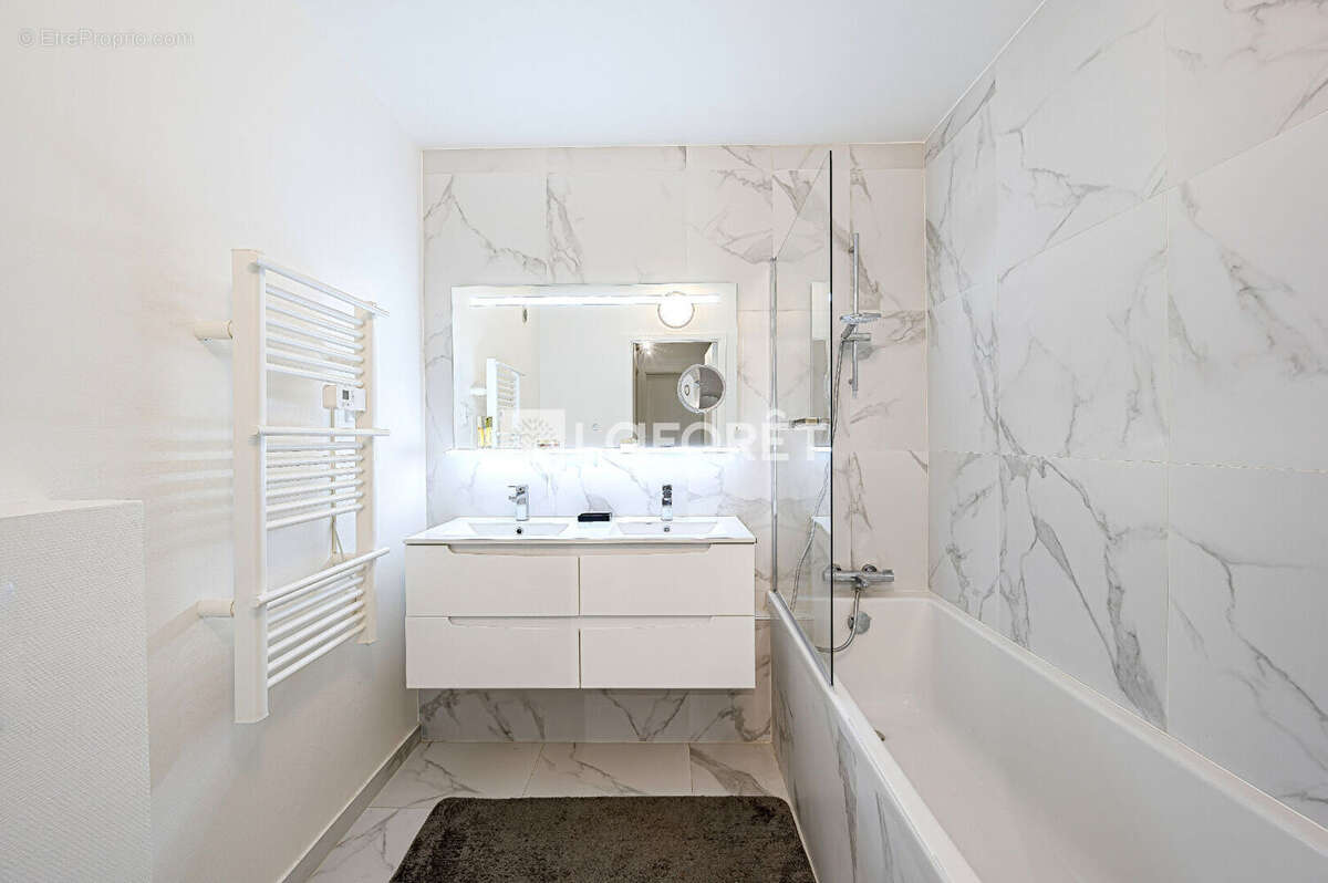 Appartement à LE CHESNAY