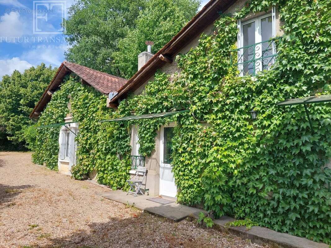Maison à BRANTOME