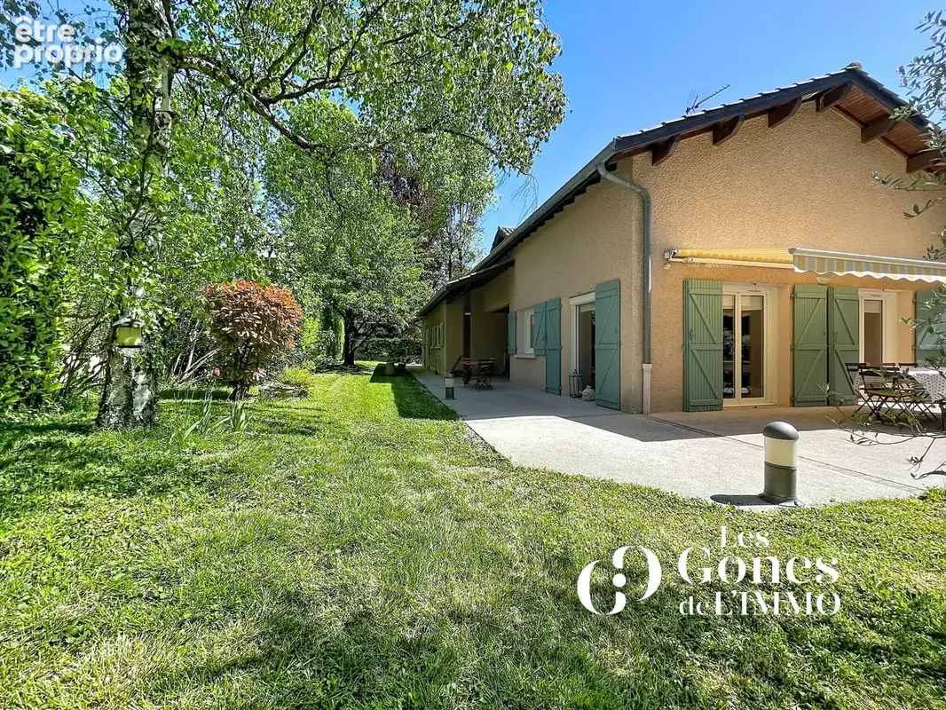 Centre du village maison familiale 175 m2 terrain 771 m2 piscinable - photo 5