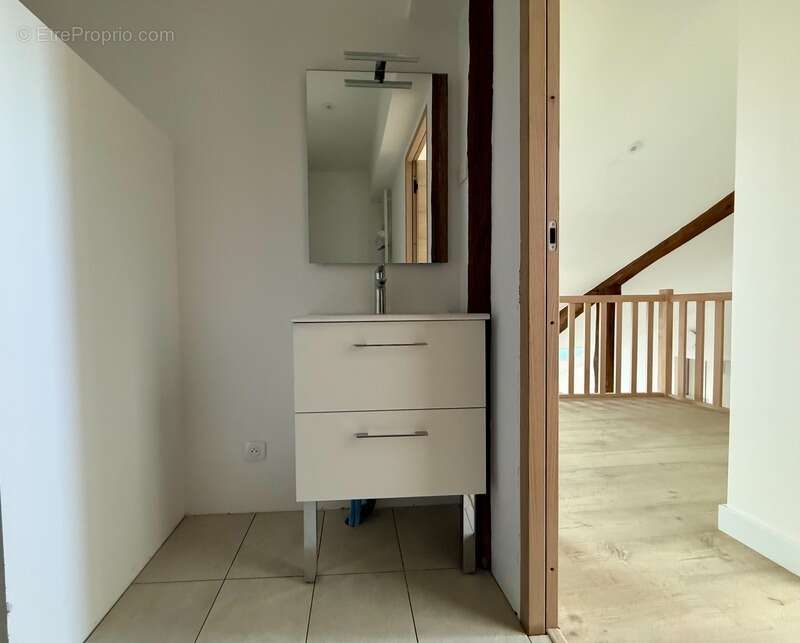 Appartement à PARAY-LE-MONIAL