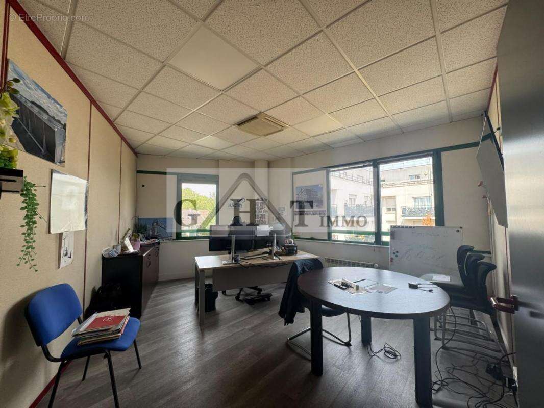 Immeuble de bureaux indépendant - photo 5