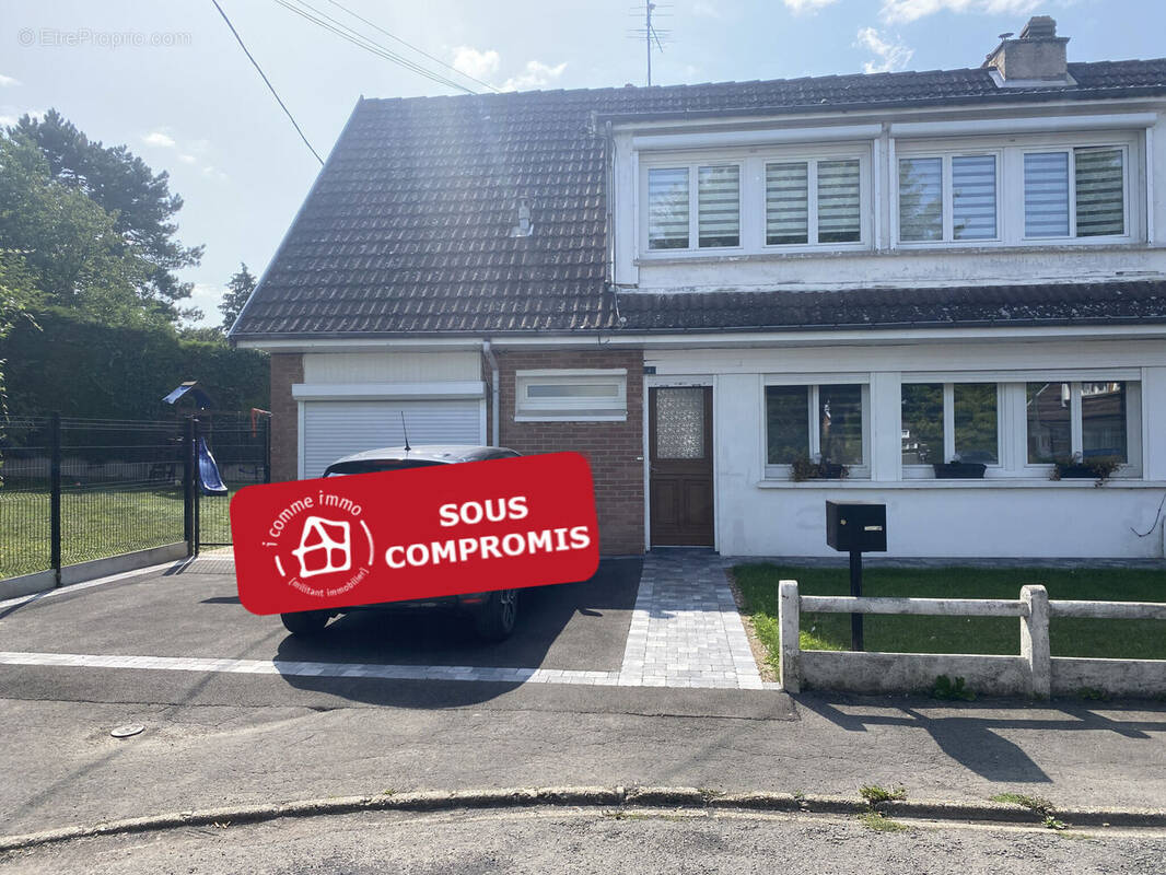 Photo 1 - Maison à AIX-NOULETTE