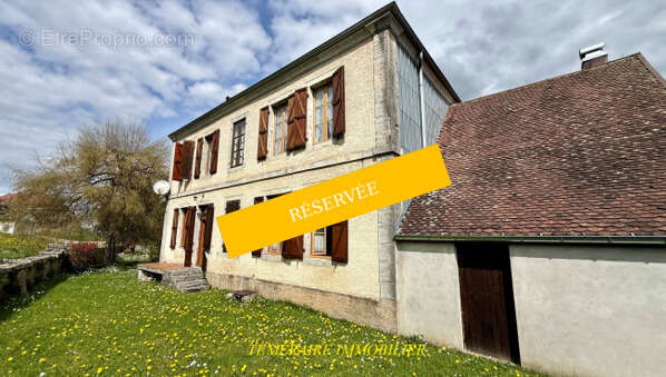 Maison à LES NANS