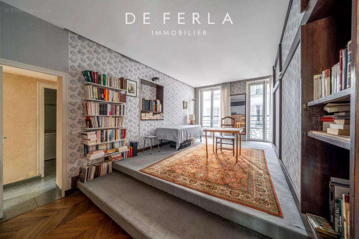 Appartement à PARIS-4E