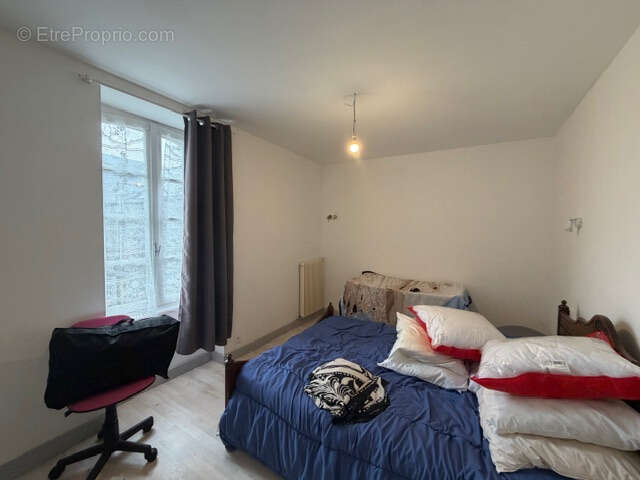 Murs et fonds de bar licence iv avec maison 4 chambres - photo 25