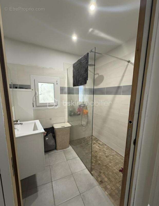 Maison à SAINT-MARTIN-DE-VALGALGUES