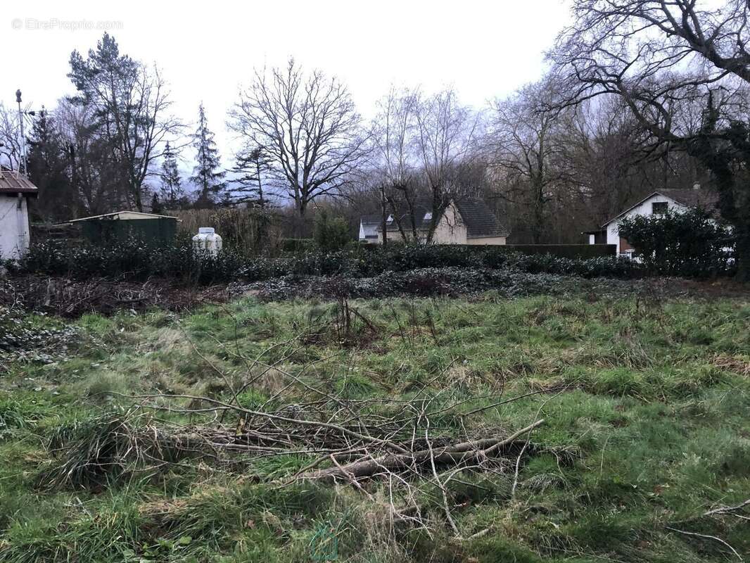 Terrain constructible 834 m2 Ymare - photo 3