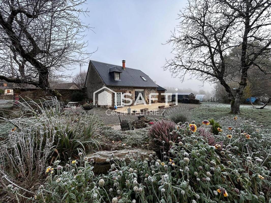 Photo 1 - Maison à SAINT-MERD-DE-LAPLEAU