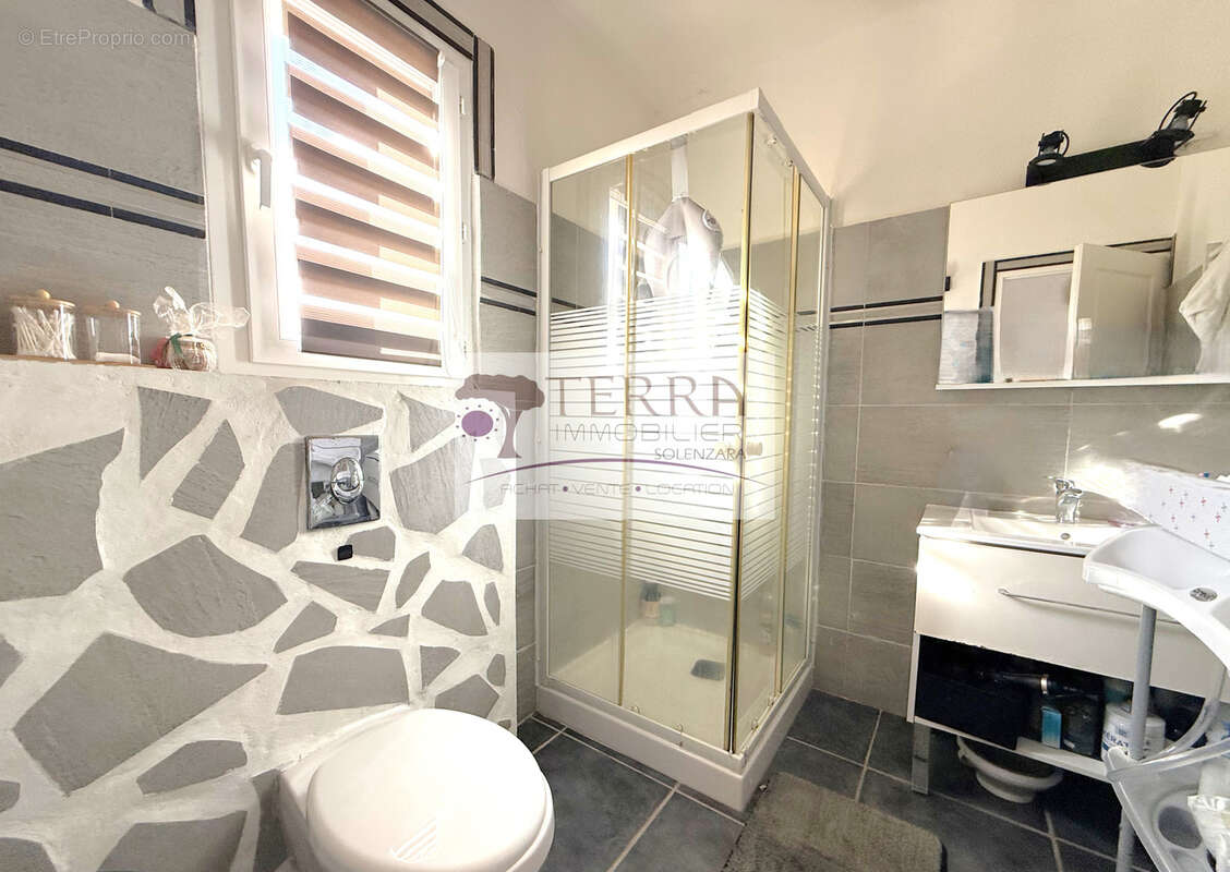 Appartement à SARI-SOLENZARA