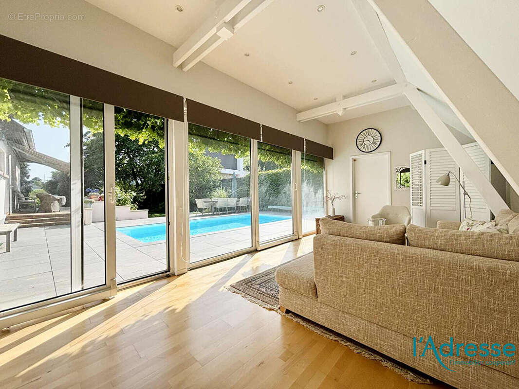 Maison à HUSSEREN-LES-CHATEAUX