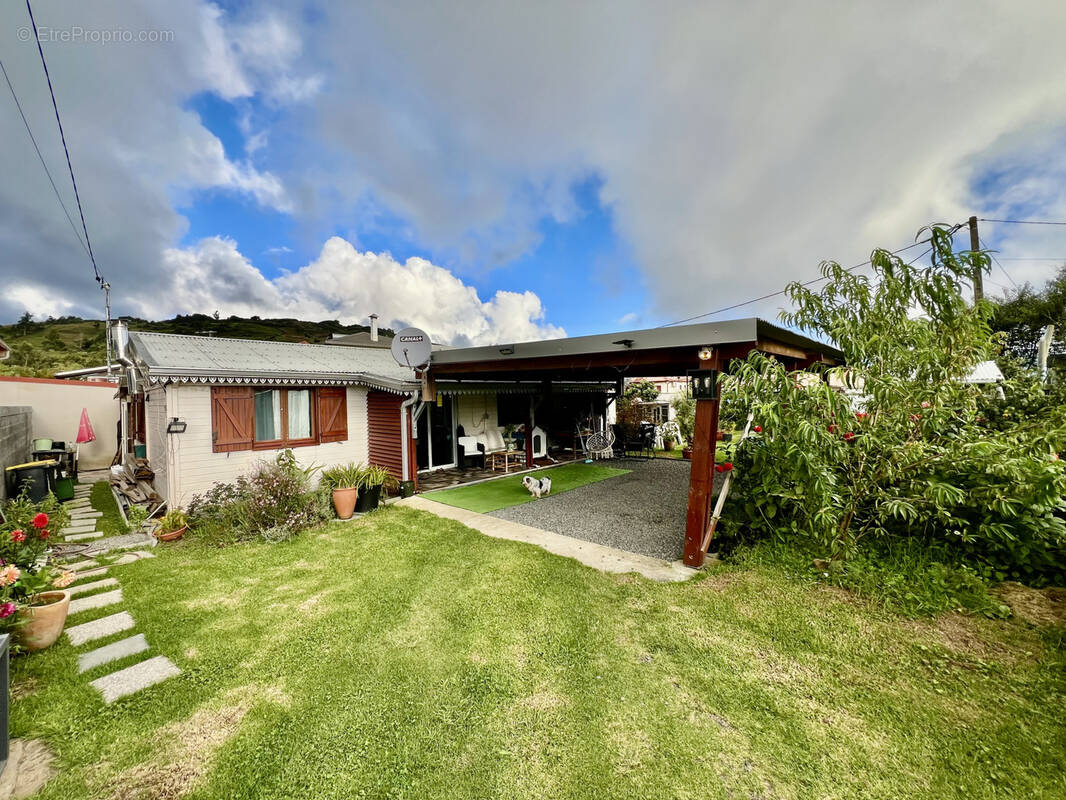 Maison à SAINT-PIERRE