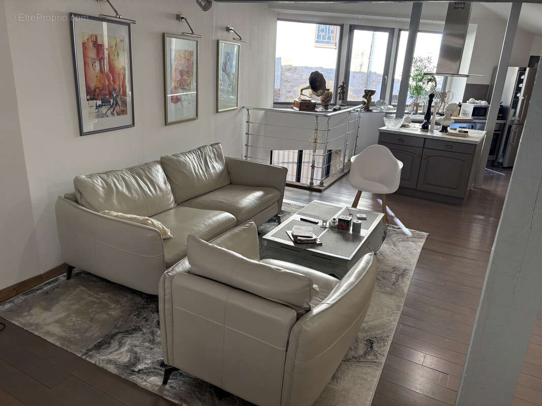 Maison à PUY-L'EVEQUE