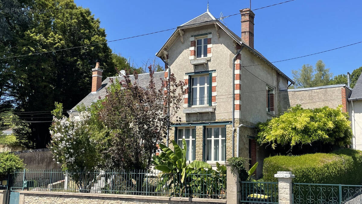 Maison Mennetou Sur Cher 7 pièce(s) 144.91 m2 - photo 1