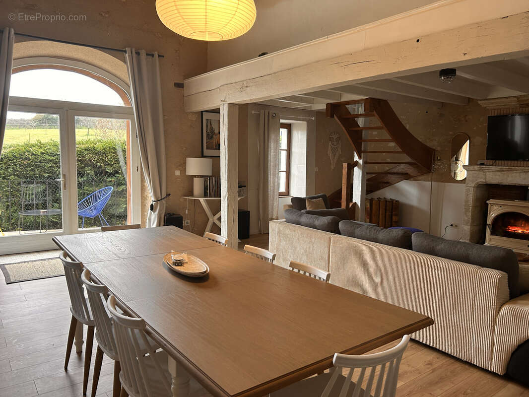 Maison à RIVARENNES