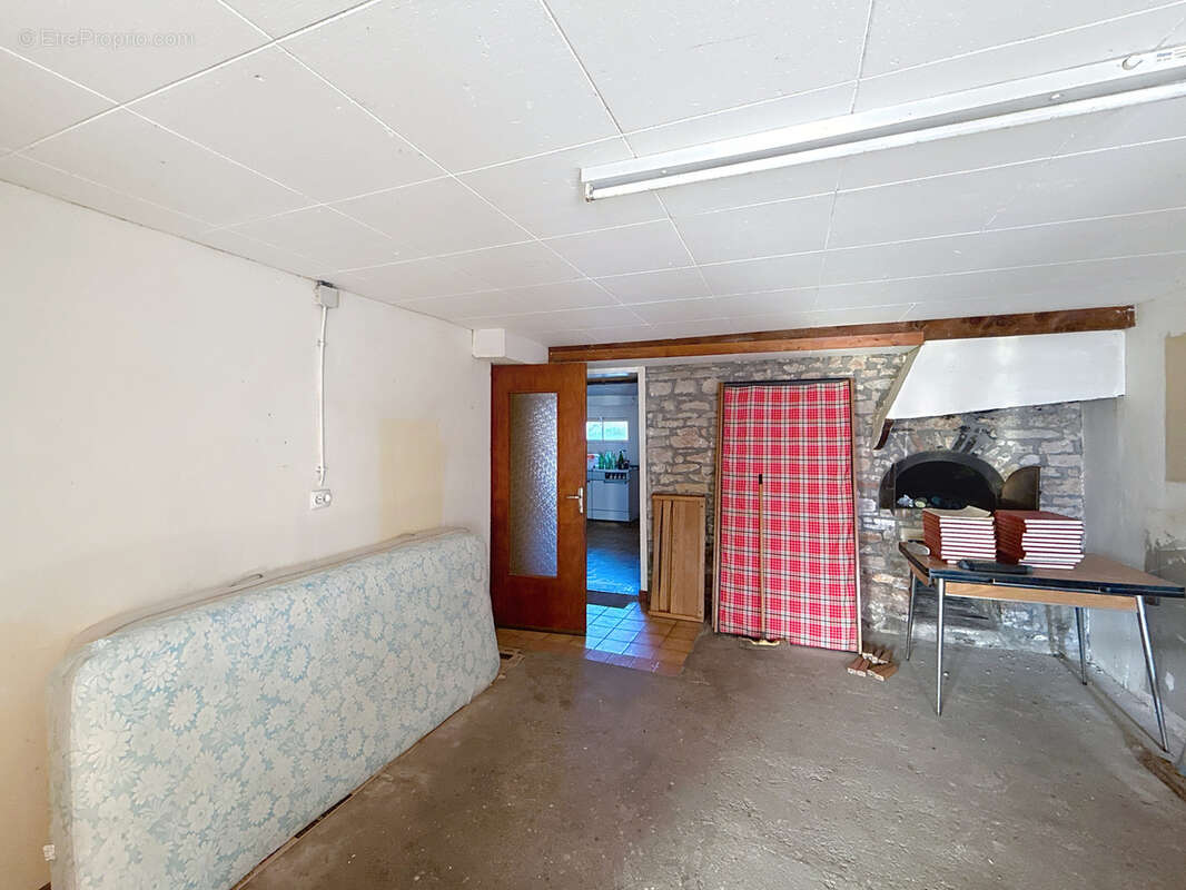 Maison à THIRAUCOURT