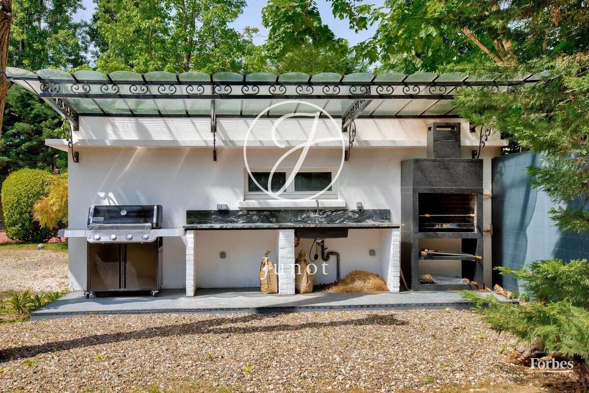 Maison à LE VESINET