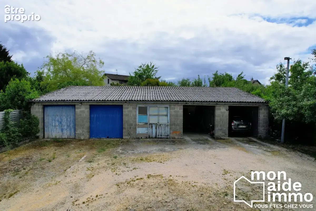Maison 325 m² à Thiviers  - photo 5