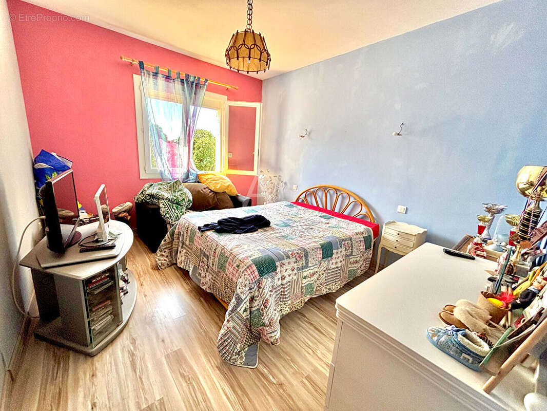 Maison à VILLEVEYRAC