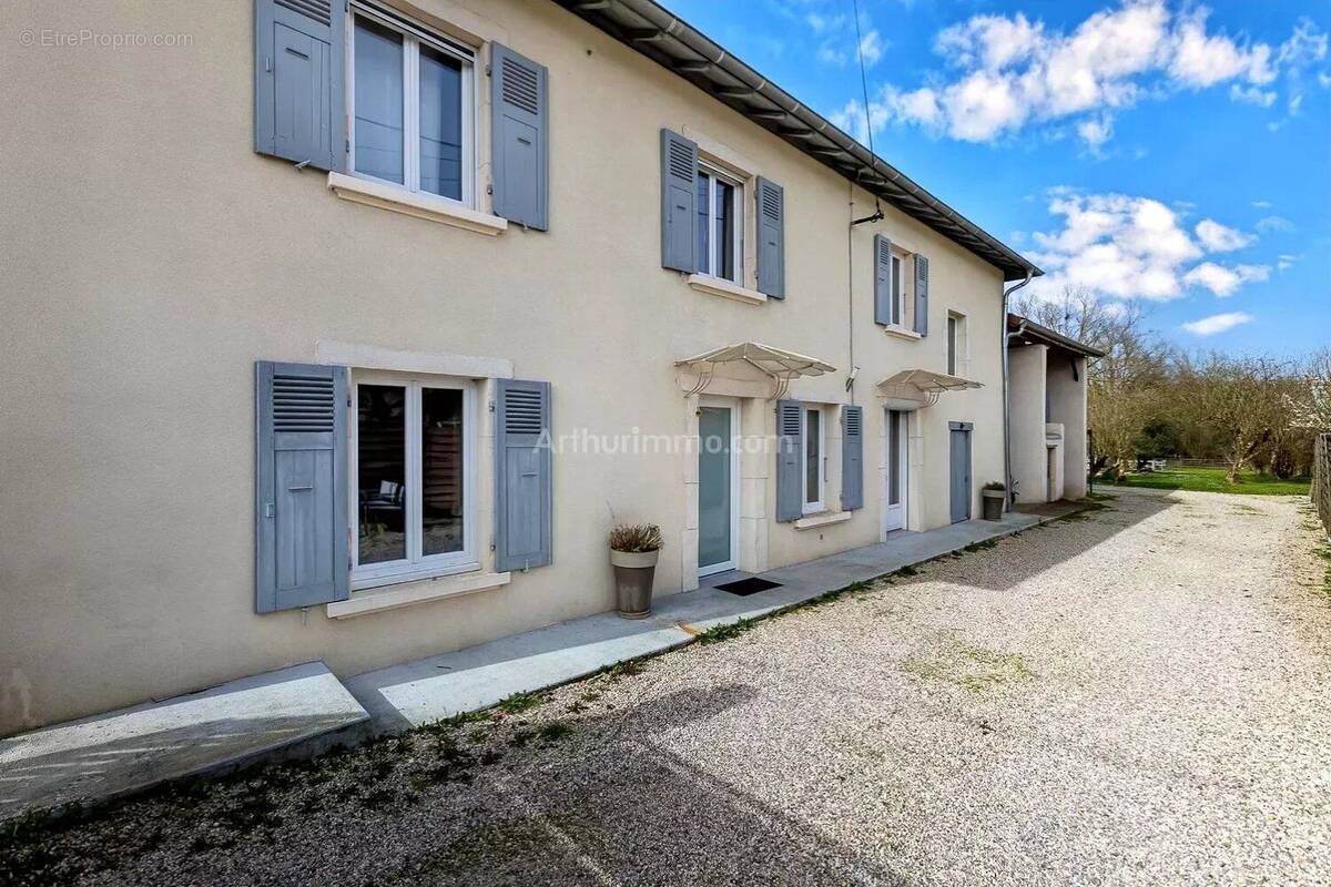 Maison à CORBELIN