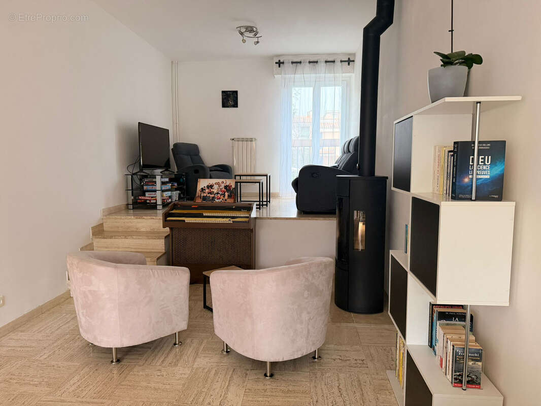 Villa F5 avec garage Hauts de Massane Montpellier - photo 2