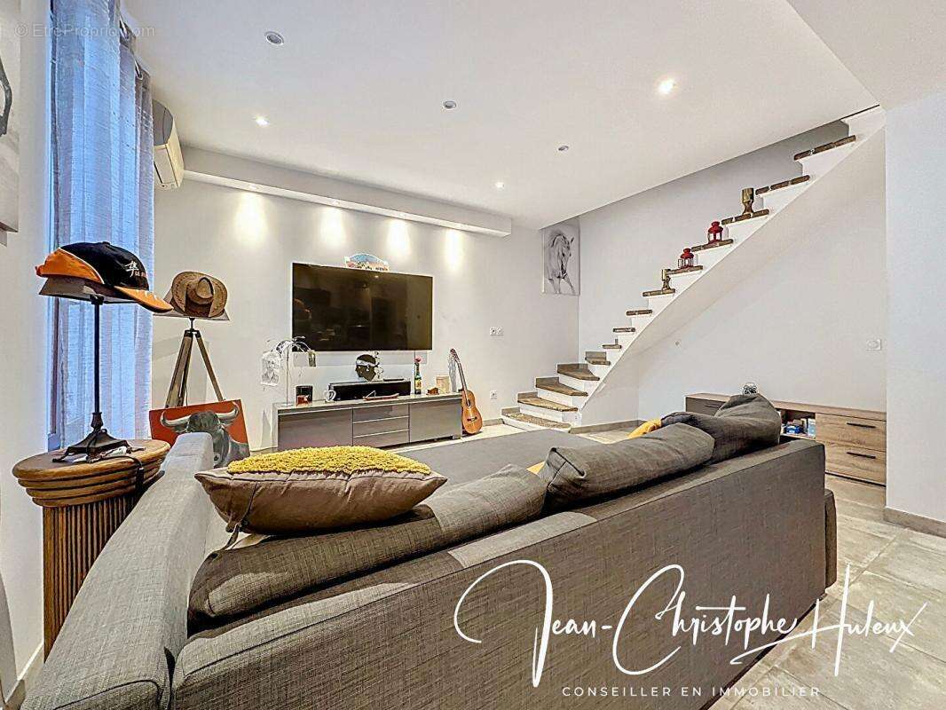 Maison à SAINT-GILLES