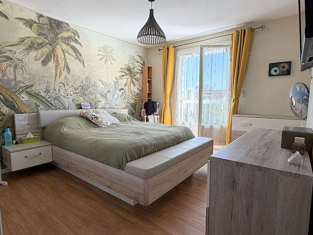 Maison à MONTIGNY-LE-BRETONNEUX