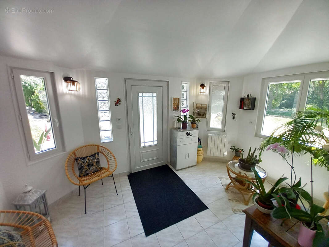 Maison de Standing en parfait état avec piscine. - photo 20