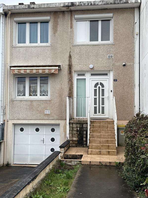 A Vendre Maison de 69m², 3 chambres, sous sol complet, terrain 182m² - photo 22