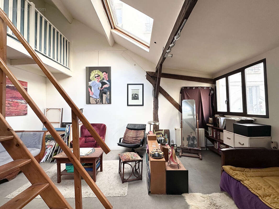 Appartement à PARIS-18E