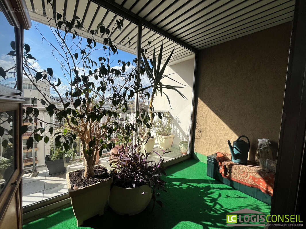 Appartement à BOURG-LA-REINE