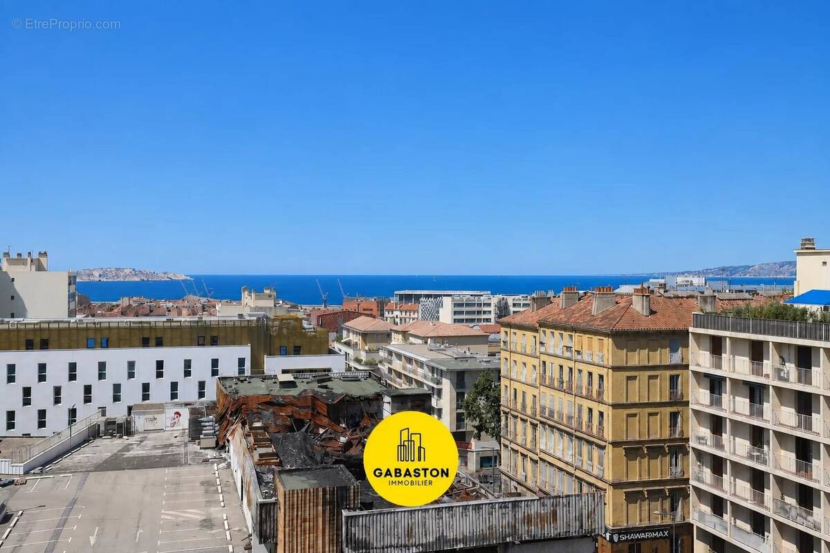 Appartement à MARSEILLE-2E