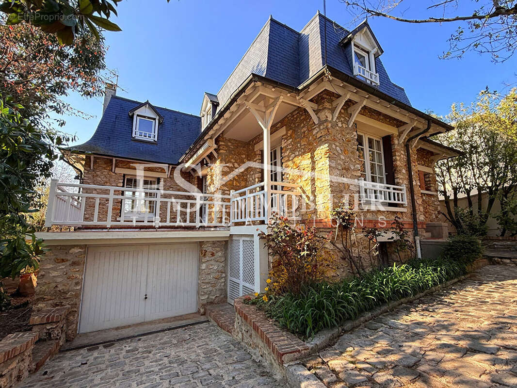 Maison à SAINT-LEU-LA-FORET