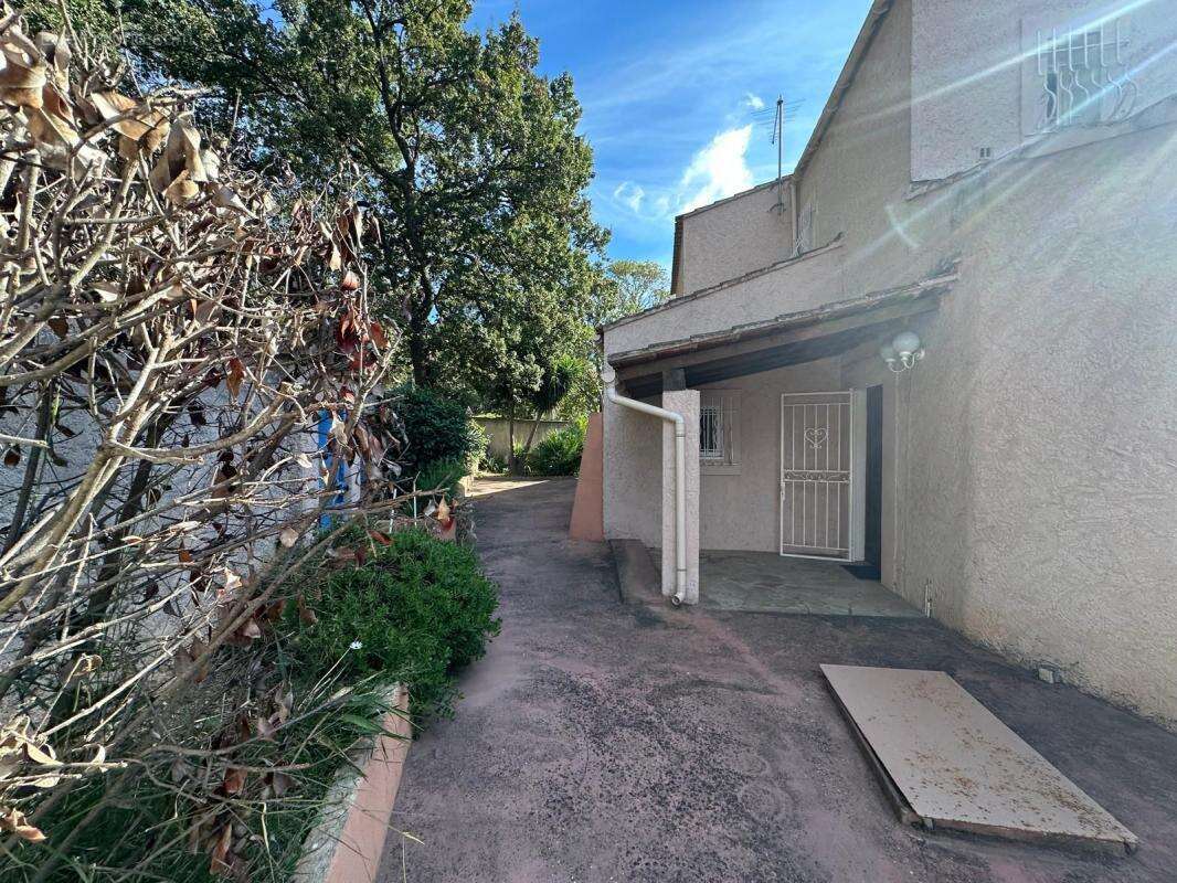 Maison à SIX-FOURS-LES-PLAGES