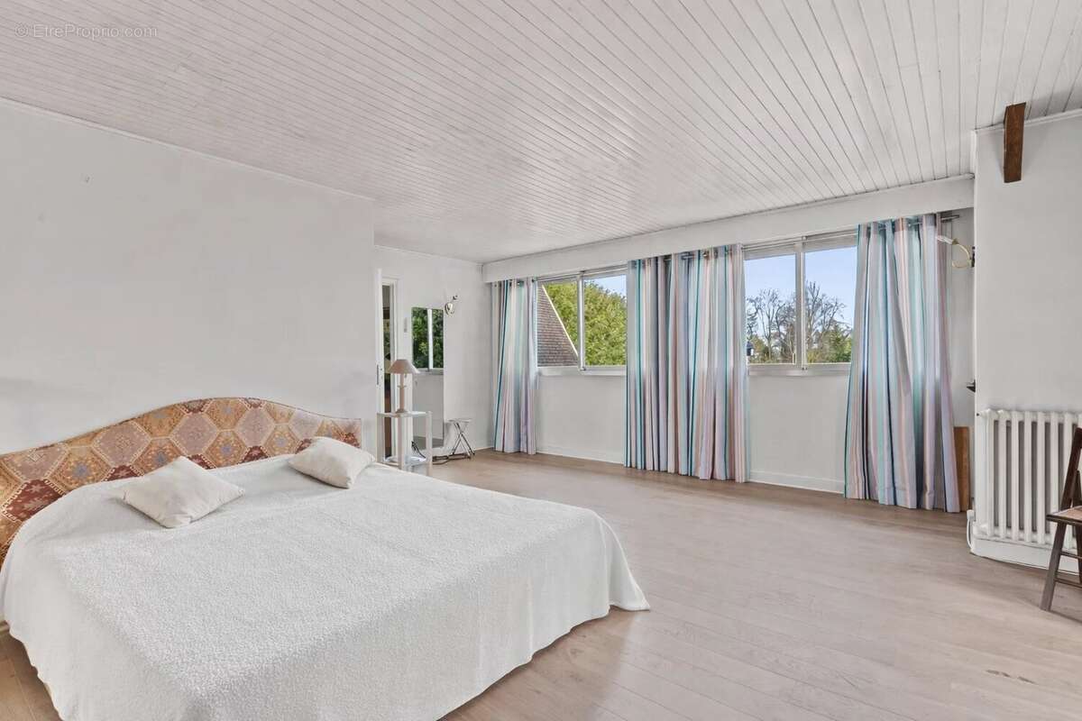 Maison à VAUCRESSON