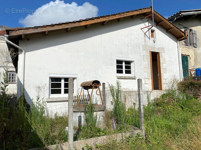 Maison à LE FOUILLOUX