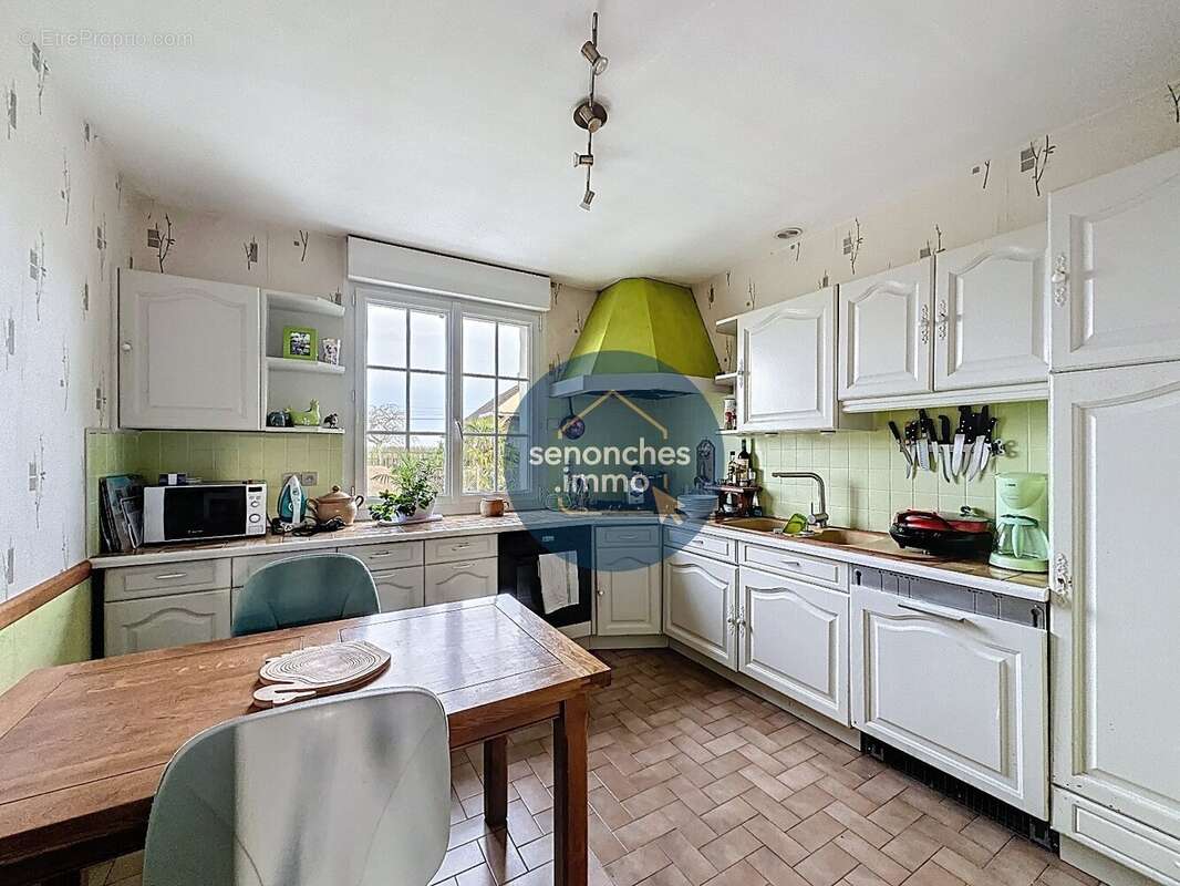 Maison à SAINT-ELIPH