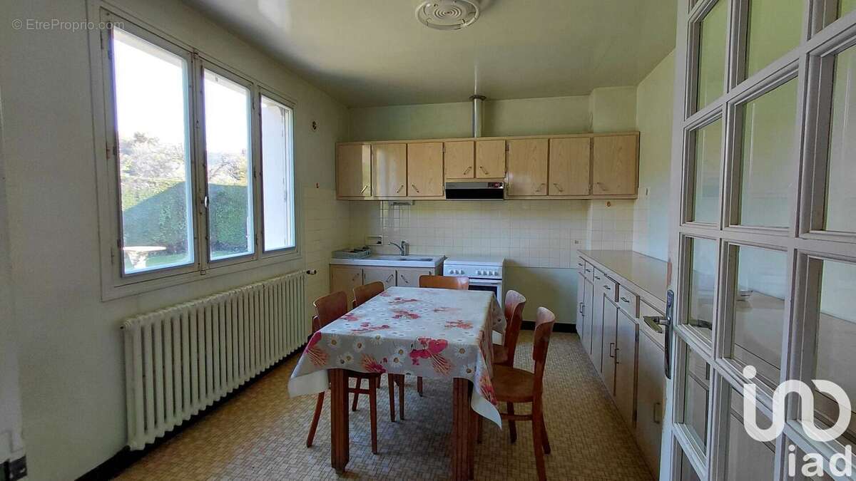 Photo 4 - Maison à SAINT-SULPICE-LAURIERE