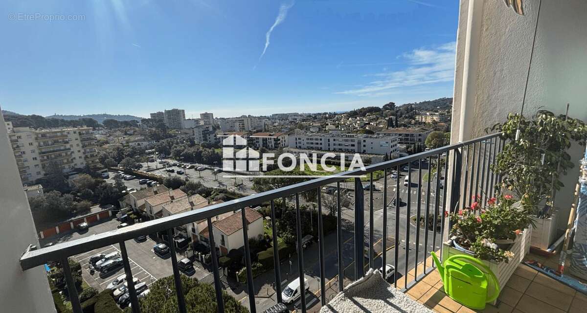 Le cannet rocheville lumineux 4pieces traversant 9e etage balc0n vue degagee cave et parking - photo 2
