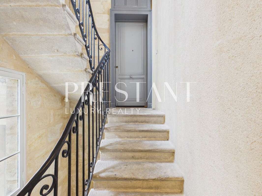 Appartement à BORDEAUX