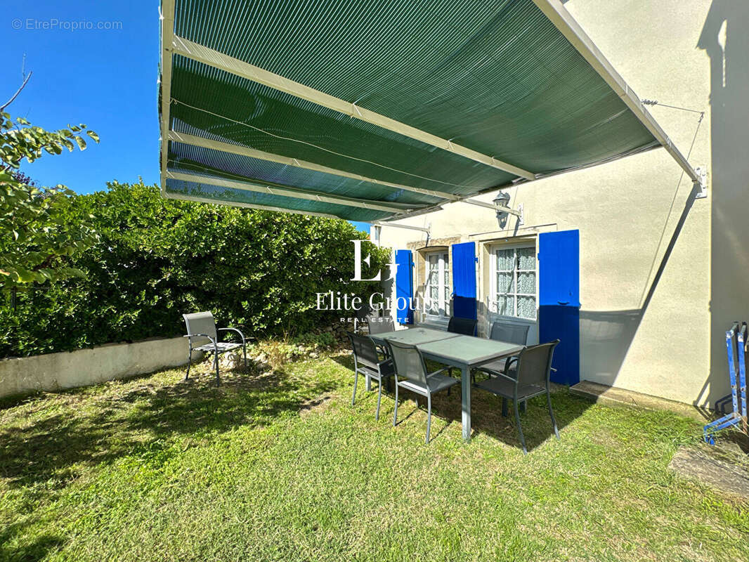 Maison à SAINT-NAZAIRE-SUR-CHARENTE