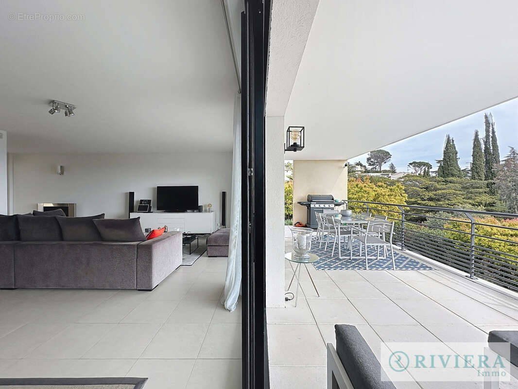 Maison à MANDELIEU-LA-NAPOULE