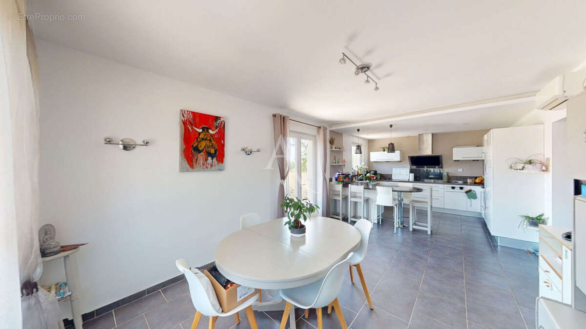 Castanet-Tolosan ! Maison T5 de plain-pied avec sous-sol intégral de 120 m² - photo 4