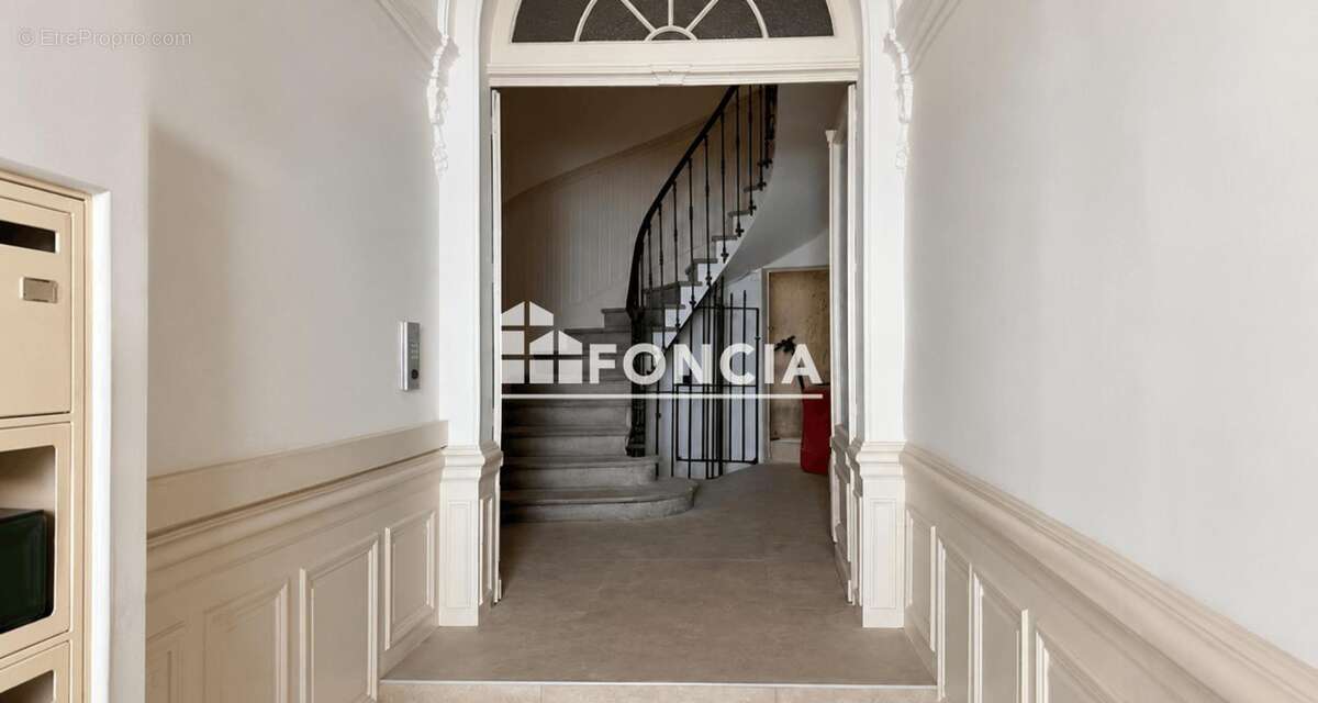 Appartement de type 4 quartier gare - photo 2